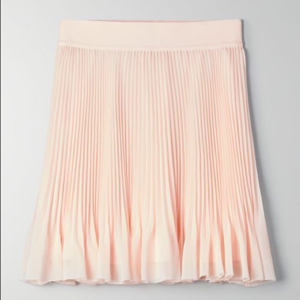 Aritzia Wilfred Twirl Mini Skirt